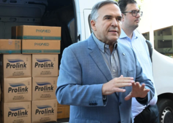 mabel-doa-salario-para-compra-de-materiais-para-saude-de-goiania