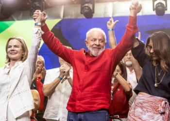 lula-pede-defesa-da-democracia-em-aniversario-do-pt