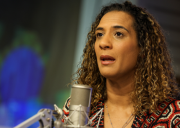 anielle-franco-rebate-criticas-de-silvio-almeida:-“inaceitavel”