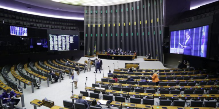 pl-calcula-ter-230-votos-dos-357-necessarios-para-anistia-de-presos-do-8-de-janeiro