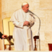 papa-francisco-apresenta-leve-melhora,-mas-permanece-em-estado-critico