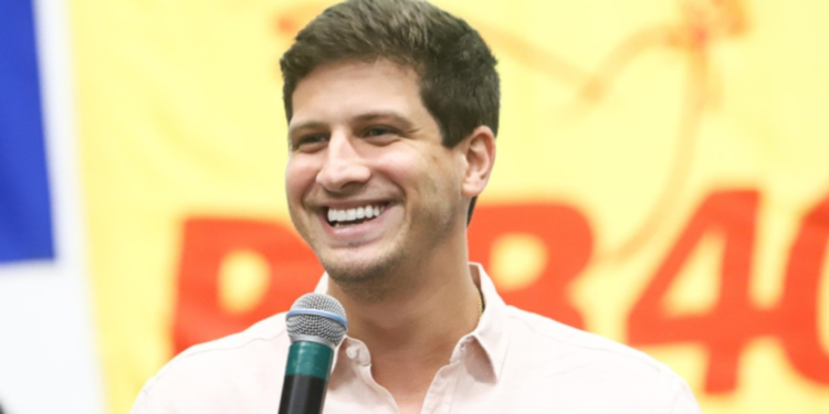 joao-campos-lidera-disputa-pelo-governo-do-pernambuco,-segundo-quaest