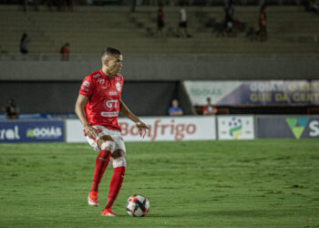 elias-inicia-transicao-fisica-e-deve-desfalcar-o-time-contra-a-jataiense