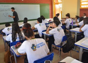 mesmo-com-incentivos-do-governo,-goias-registra-25,88%-de-frequencia-escolar