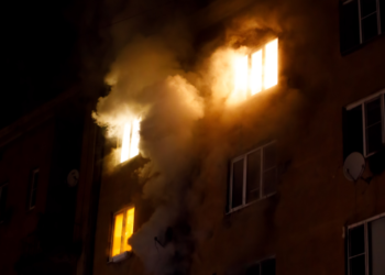 incendio-em-predio-residencial-deixa-ao-menos-19-feridos