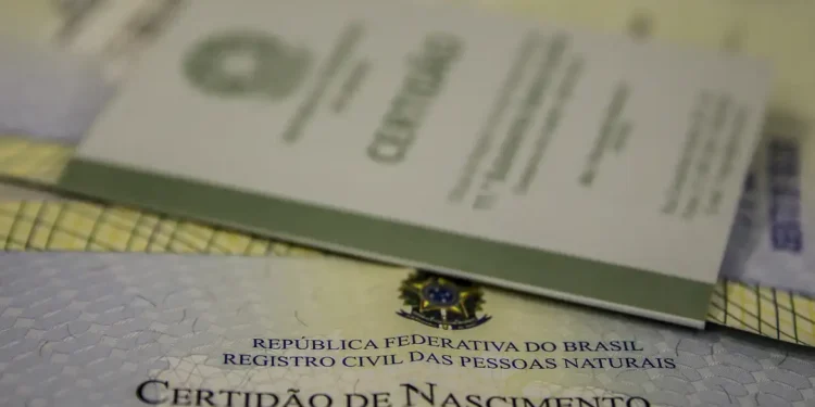 mais-de-100-criancas-e-adolescentes-estao-a-espera-de-adocao-em-goias