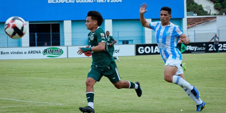crac-e-goias-empatam-em-0x0-na-ida-das-quartas-de-final