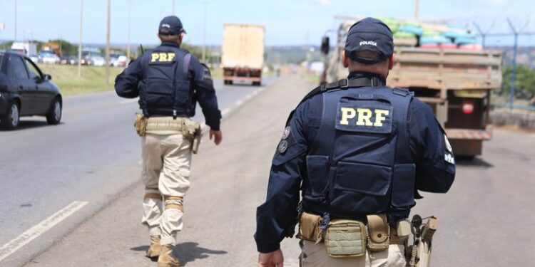 prf-realiza-operacao-carnaval-em-nove-rodovias-federais