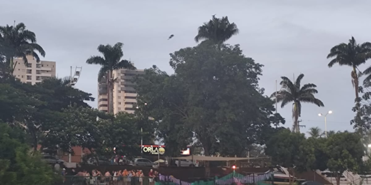 embarcacao-afunda-em-itumbiara-e-24-pessoas-sao-resgatadas