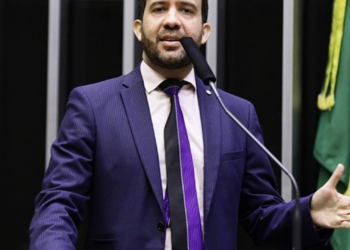 janones-diz-que-ira-revelar-endereco-de-acusados-pela-morte-de-rubens-paiva