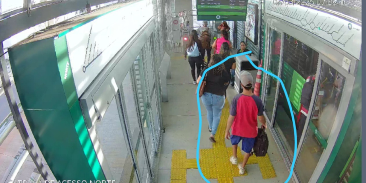 jovem-e-preso-em-flagrante-por-importunacao-sexual-dentro-de-onibus-em-goiania