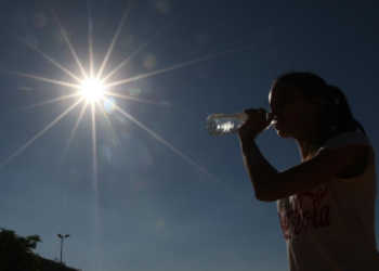 fim-de-semana-em-goias-tera-calor-extremo,-com-termometros-marcando-ate-36°c