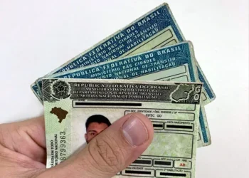 mulheres-representam-35%-dos-condutores-em-goias