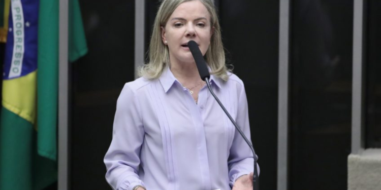 gleisi-hoffmann-critica-declaracoes-de-bolsonaro