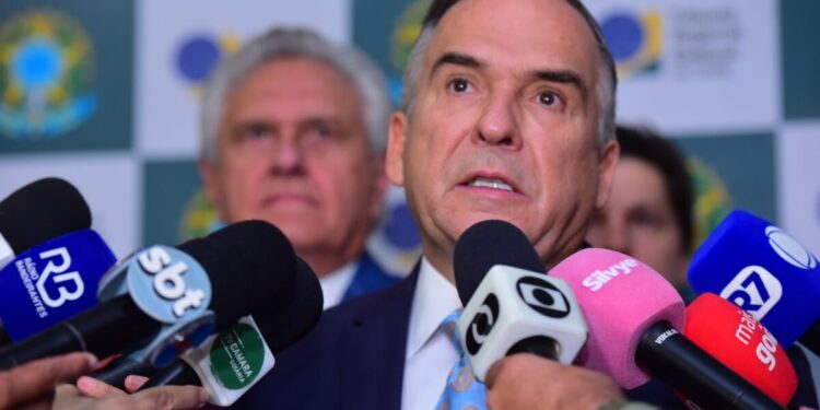mabel-sinaliza-repasse-a-comurg-por-decreto-e-tenta-amenizar-clima-com-vereadores