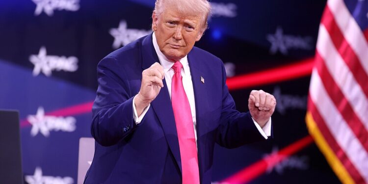 trump-afirma-que-tarifas-para-mexico-e-canada-podem-subir