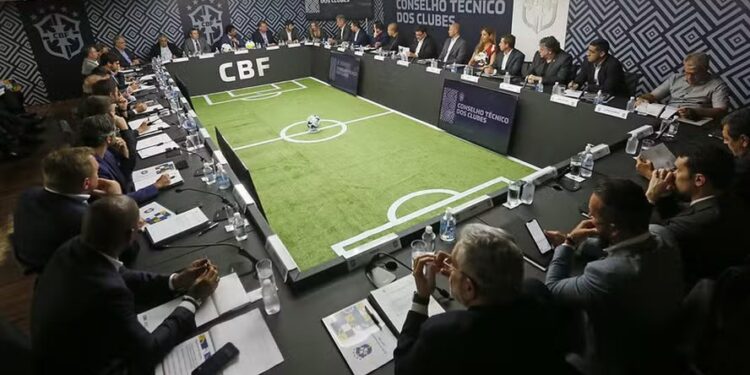 clubes-da-serie-a-se-reunem-na-cbf-para-discutir-fair-play-financeiro-e-gramados-sinteticos