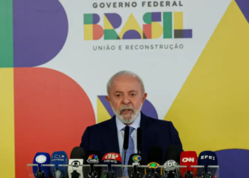 governo-lula-planeja-novo-slogan-e-quer-brasil-como-“pais-da-prosperidade”