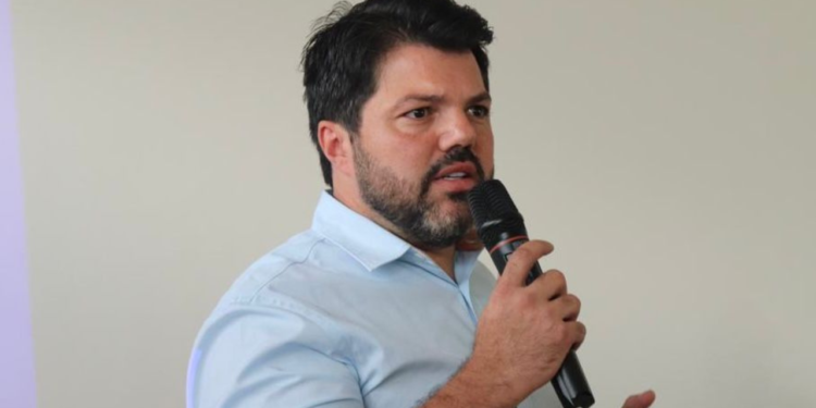 prefeito-de-anapolis-recebe-alta-apos-internacao-por-doenca-rara