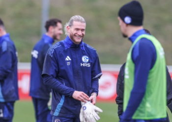 schalke-04-x-hannover-96:-onde-assistir,-horario,-palpites-e-escalacoes