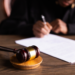 estudo-aponta-que-negativa-de-gratuidade-judicial-marginaliza-populacao-vulneravel