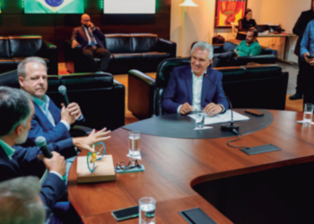 caiado-exalta-educacao-goiana-em-reuniao-com-representantes-da-google