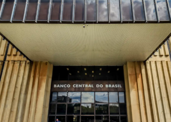 trump-e-politica-externa-influenciam-na-alta-da-selic-no-brasil