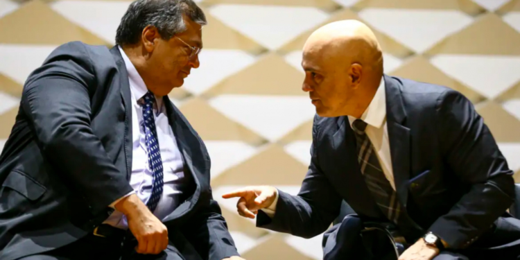 dino-segue-voto-de-moraes-para-condenar-cabeleireira-que-pichou-estatua-do-stf