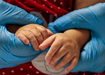 sus-oferece-tratamento-gratuito-para-criancas-com-ame-tipo-1