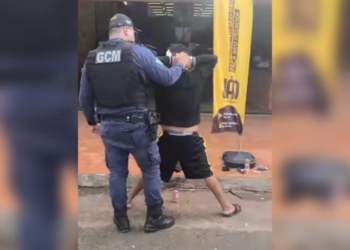 jovem-e-preso-apos-invadir-casa-do-padrasto-e-tentar-mata-lo-em-rio-verde