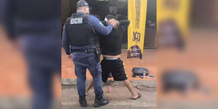 jovem-e-preso-apos-invadir-casa-do-padrasto-e-tentar-mata-lo-em-rio-verde