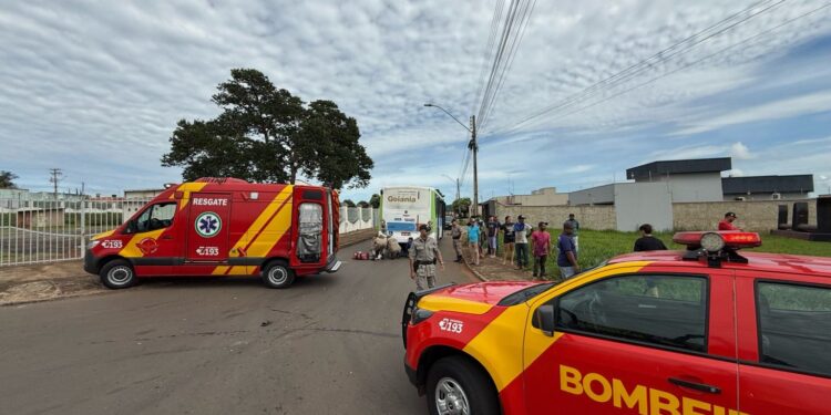 crianca-que-estava-andando-de-bicicleta-e-atropelada-por-onibus-em-neropolis