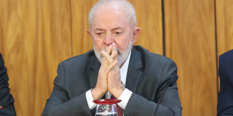 mau-humor-politico-e-economia-fragilizada-marcam-cenario-para-2026