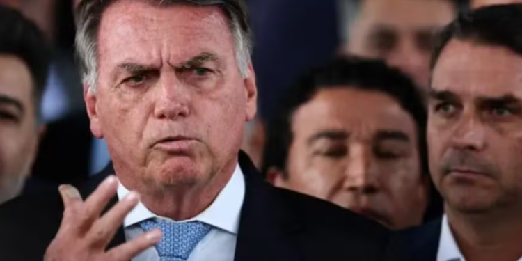 bolsonaro-diz-que-prisao-seria-o-“fim”-e-questiona-acusacoes