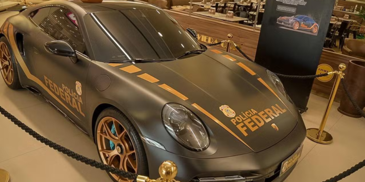 porsche-de-r$-1,5-milhao-vira-viatura-da-policia-federal