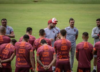 vila-nova-se-reapresenta-na-quarta-feira-apos-titulo-goiano