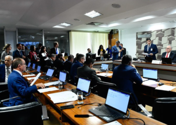 camara-deve-votar-projeto-que-autoriza-brasil-a-retaliar-barreiras-comerciais-na-quinta-(3)