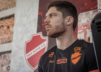 kozlinski-segue-no-dm-e-desfalca-o-vila-nova-por-mais-tres-semanas