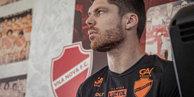 kozlinski-segue-no-dm-e-desfalca-o-vila-nova-por-mais-tres-semanas