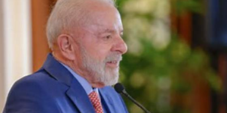 lula-sinaliza-intencao-de-disputar-reeleicao-em-2026-durante-reuniao-com-senadores
