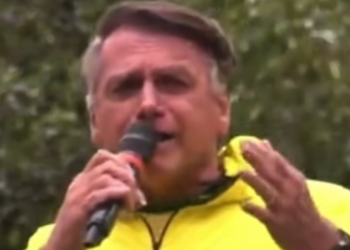 “popcorn-and-ice-cream”:-entenda-o-que-bolsonaro-disse-em-ato-pela-anistia