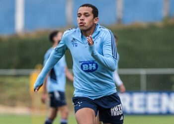 vila-nova-acerta-contratacao-do-volante-diego-miticov-por-emprestimo