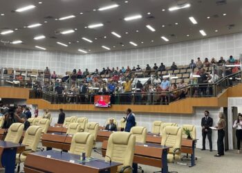 feirantes-manifestam-contra-politica-de-“tolerancia-zero”-de-mabel