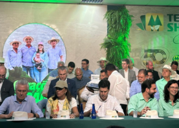 caiado-ressalta-quebra-de-burocracia-e-rompimento-com-a-corrupcao