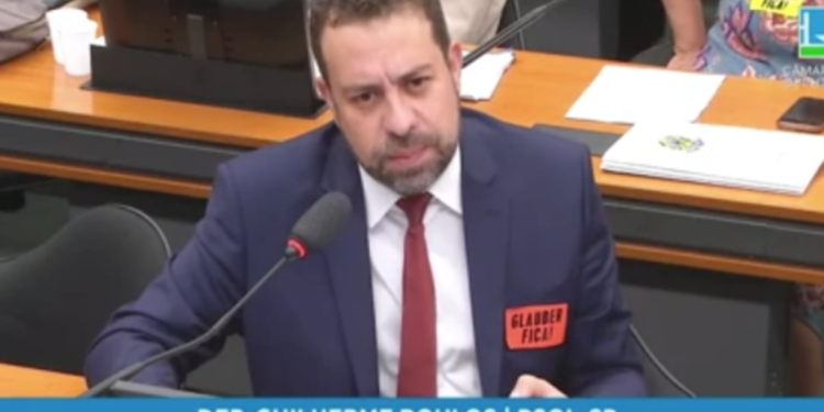 em-defesa-de-glauber,-boulos-cita-atropelamento-de-gayer