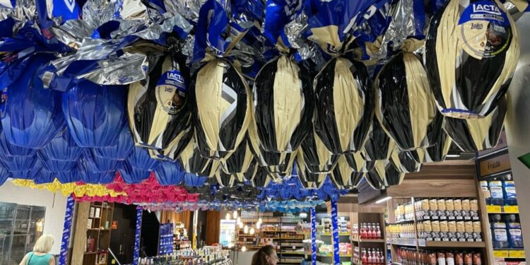ovos-de-pascoa-e-caixas-de-chocolate-apresentam-variacao-de-ate-122,05%-nos-precos-em-goiania