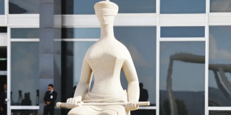 stf-publica-decisao-que-tornou-bolsonaro-reu-por-tentativa-de-golpe