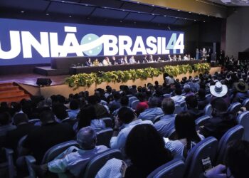 ​ub-vive-impasse-presidencial-e-se-ve-dividido-em-pelo-menos-tres-frentes