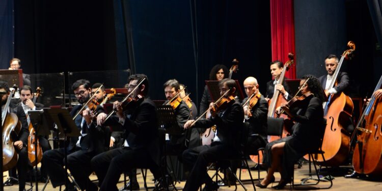 orquestra-filarmonica-de-goias-faz-concerto-gratuito-no-teatro-sesi-nesta-quinta-(17)
