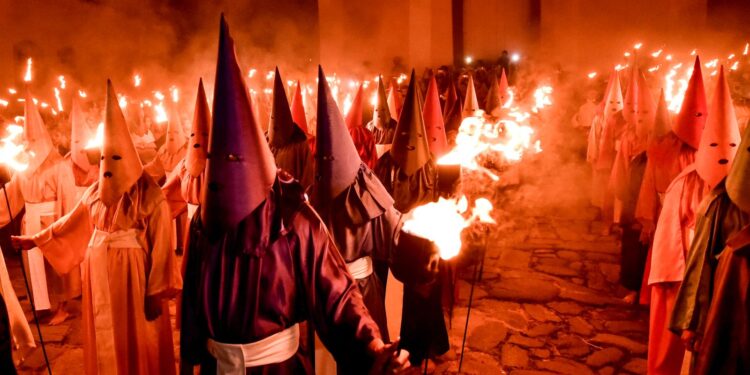 semana-santa-na-cidade-de-goias-celebra-280-anos-com-fe,-tradicao-e-inclusao